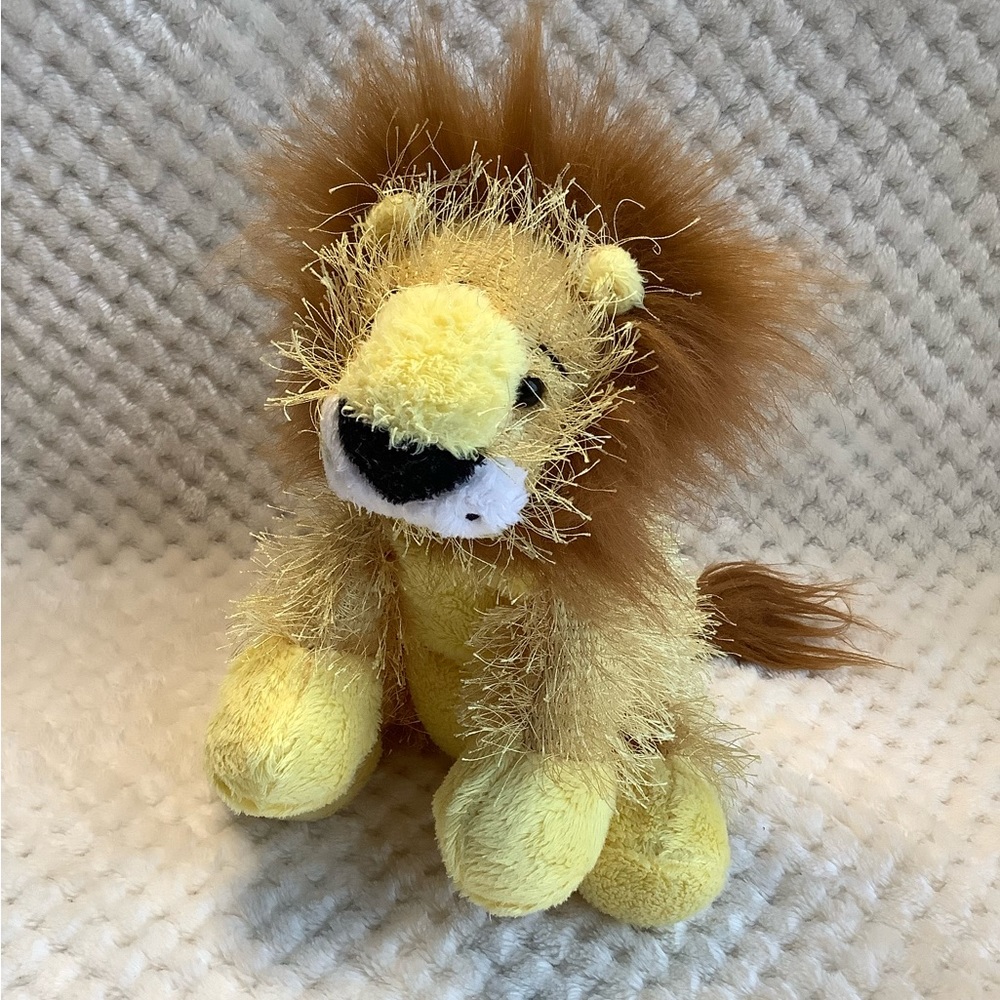 Ganz Webkinz Lion Plush Stuffed Animal Only No Code